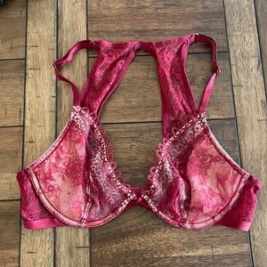 Victoria’s Secret Lacy Bra